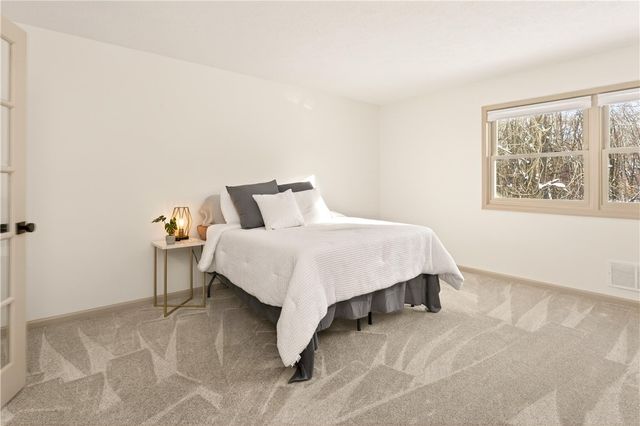 30 Silver Ridge Drive, Greece, NY 14626