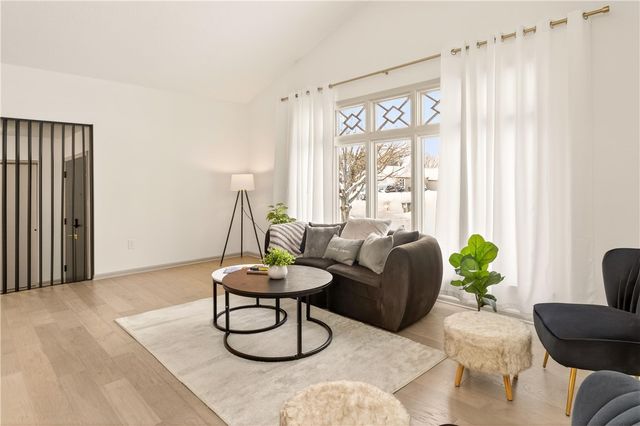 30 Silver Ridge Drive, Greece, NY 14626