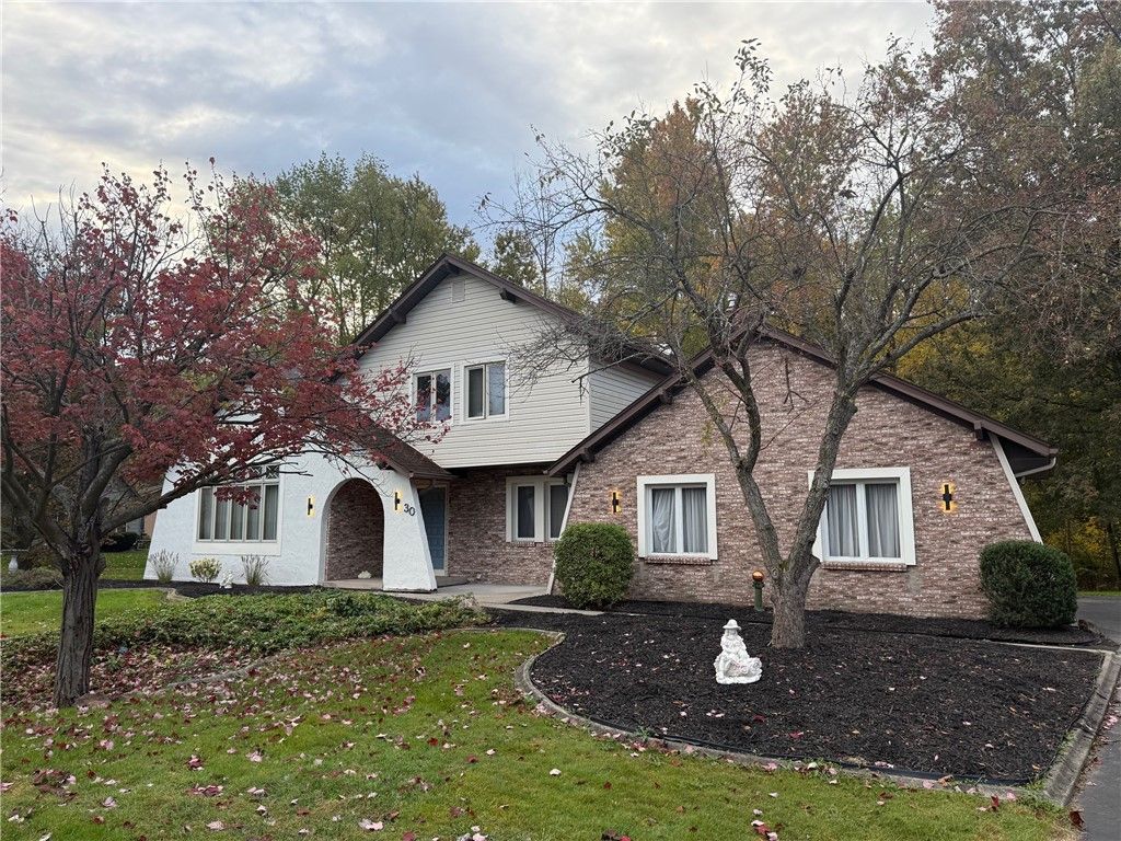 30 Silver Ridge Drive, Greece, NY 14626