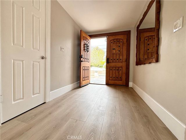 24204 Calvert, Woodland Hills, CA 91367