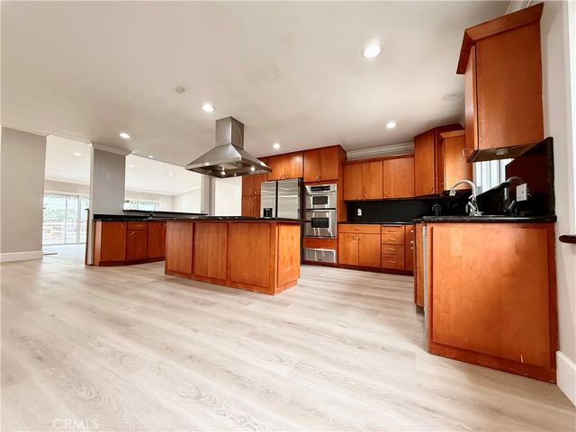 24204 Calvert, Woodland Hills, CA 91367