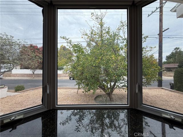 24204 Calvert, Woodland Hills, CA 91367