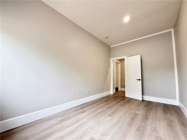 24204 Calvert, Woodland Hills, CA 91367