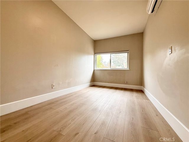 24204 Calvert, Woodland Hills, CA 91367