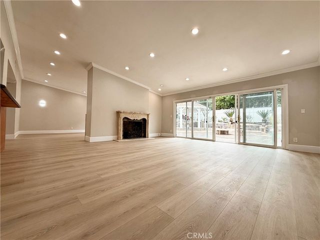 24204 Calvert, Woodland Hills, CA 91367