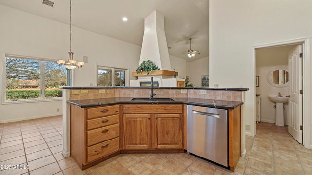 3033 GLENVIEW Drive, Sierra Vista, AZ 85650