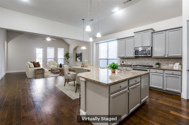 409 Mossy Rock Drive, Mckinney, TX 75071