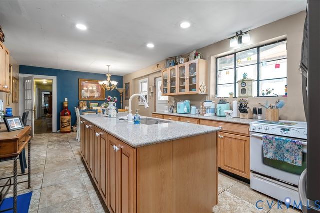 6243 Studley Rd, Hanover, VA 23116