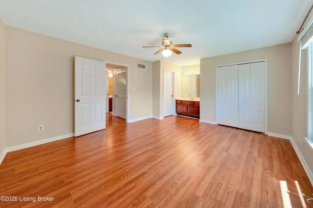 4104 Bay Pointe Dr, Louisville, KY 40241