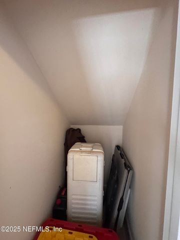 4323 PLAZA GATE Lane 102, Jacksonville, FL 32217