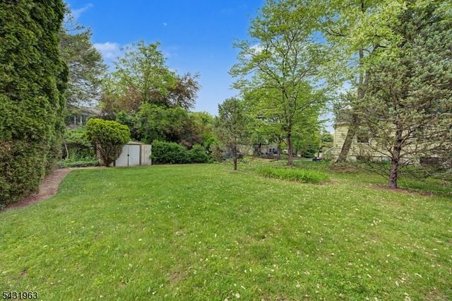 121 Franklin Rd, Denville Twp., NJ 07834