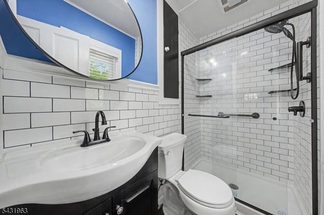 121 Franklin Rd, Denville Twp., NJ 07834