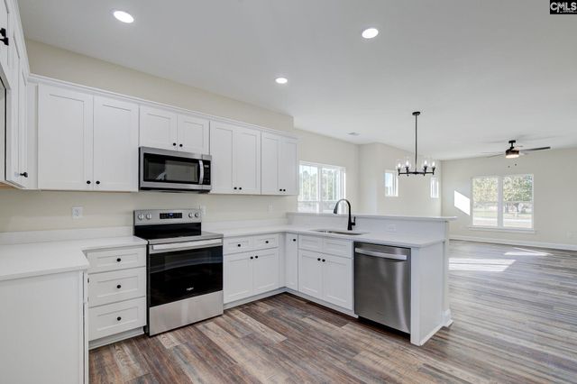 1518 Hall Road, Cassatt, SC 29032