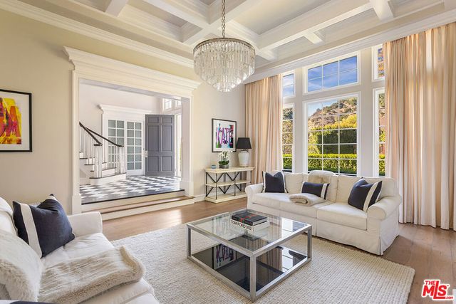 1460 N Doheny Drive, Los Angeles, CA 90069