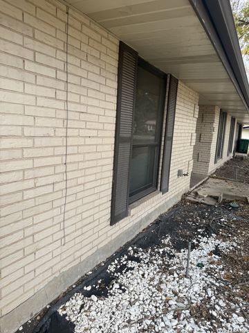 5642 brandemere, San Antonio, TX 78218