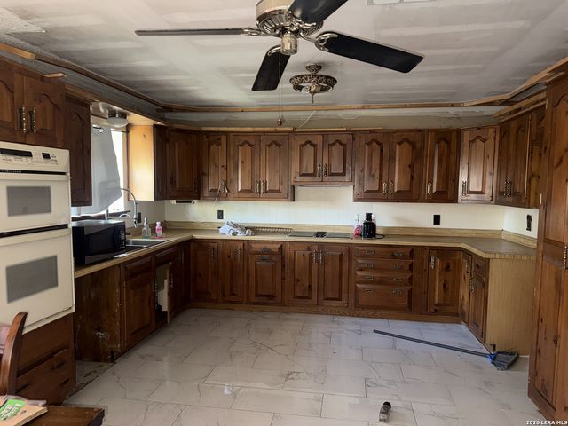 5642 brandemere, San Antonio, TX 78218