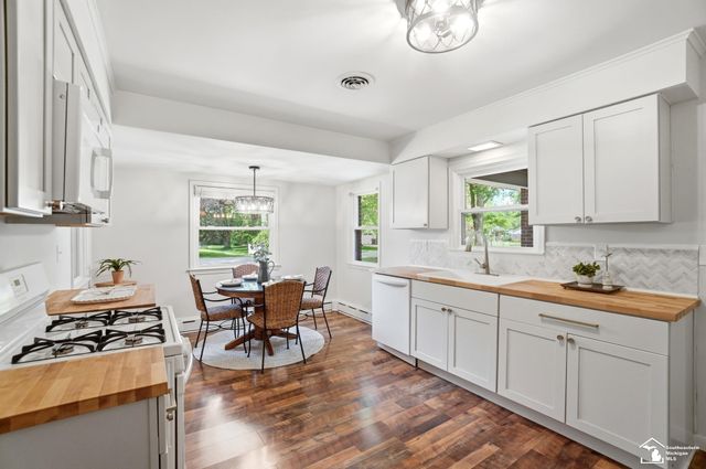 12512 Maxwell Road, Carleton, MI 48117