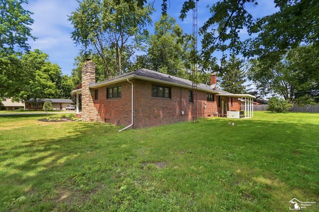 12512 Maxwell Road, Carleton, MI 48117