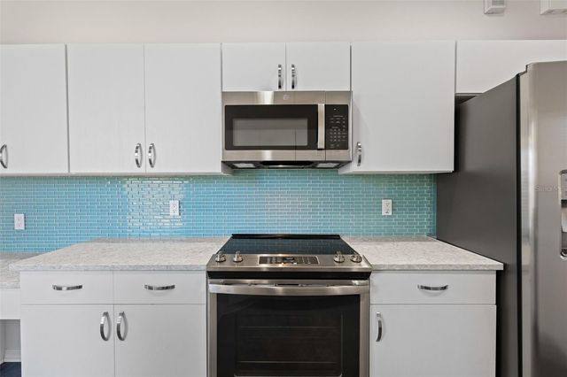 1181 BURGOS DRIVE 406, Sarasota, FL 34238