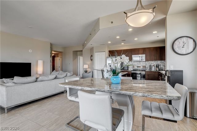 8255 LAS VEGAS Boulevard 1311, Las Vegas, NV 89123