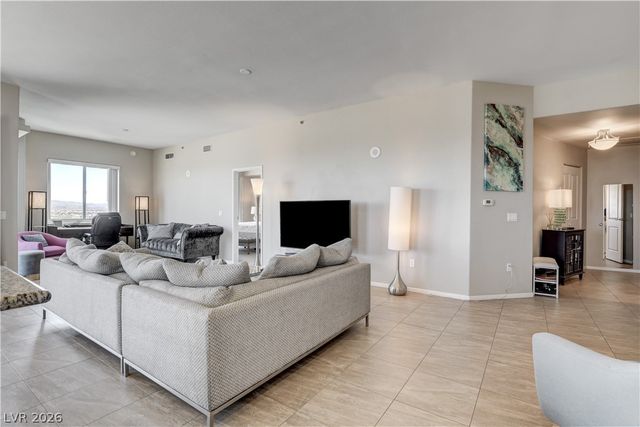 8255 LAS VEGAS Boulevard 1311, Las Vegas, NV 89123