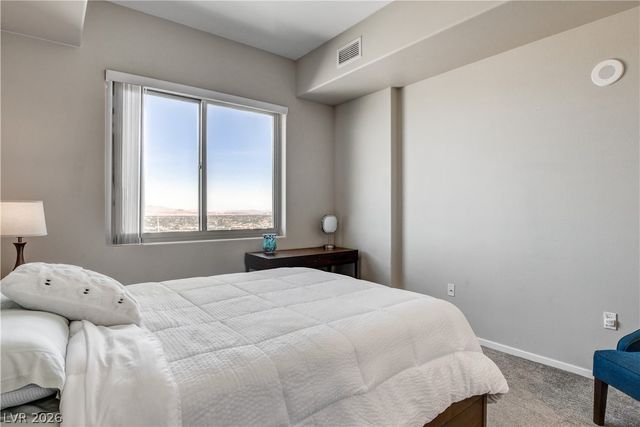 8255 LAS VEGAS Boulevard 1311, Las Vegas, NV 89123