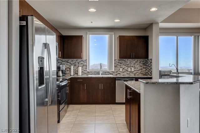 8255 LAS VEGAS Boulevard 1311, Las Vegas, NV 89123