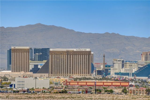 8255 LAS VEGAS Boulevard 1311, Las Vegas, NV 89123