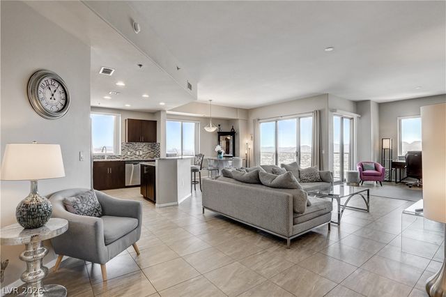 8255 LAS VEGAS Boulevard 1311, Las Vegas, NV 89123