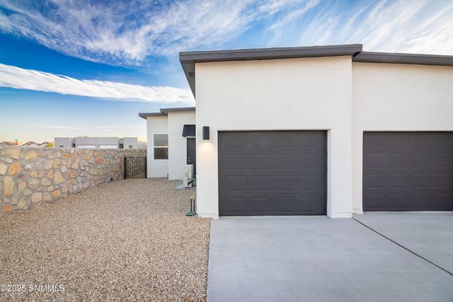 3020 Gladstone Street, Las Cruces, NM 88012