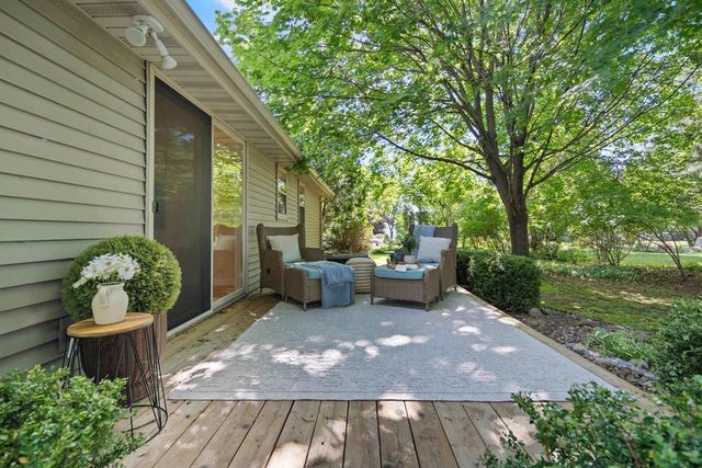 3107 DEVROY LANE, Green Bay, WI 54313
