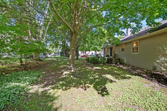 3107 DEVROY LANE, Green Bay, WI 54313