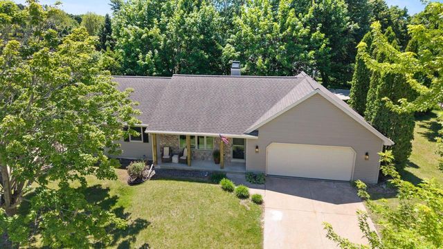3107 DEVROY LANE, Green Bay, WI 54313