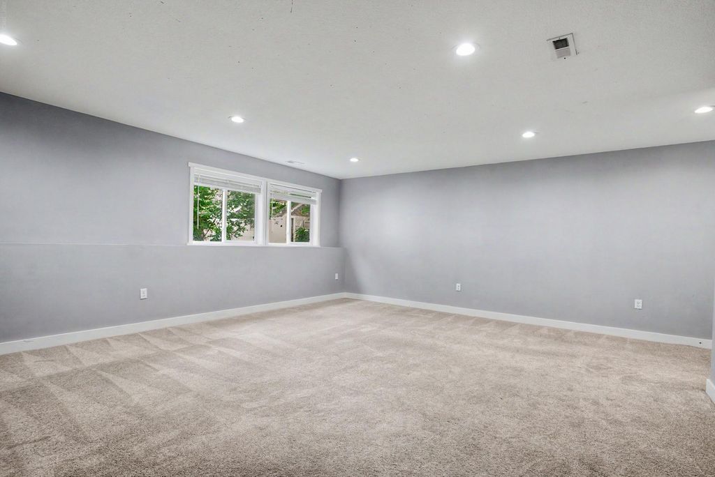 953 Wilson Avenue, Saint Paul, MN 55106 — photo 5