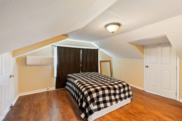 311 W 15th St, Columbia, TN 38401