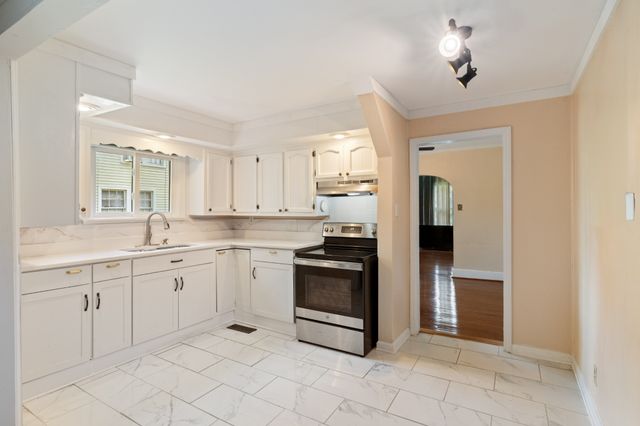 311 W 15th St, Columbia, TN 38401