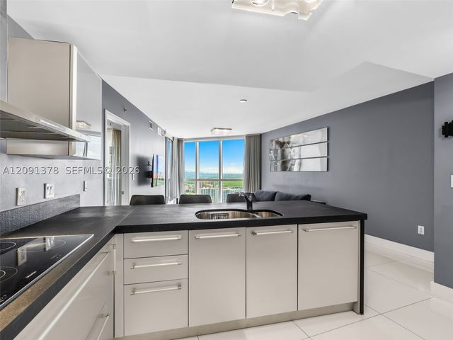 18201 Collins Ave 5303, Sunny Isles Beach, FL 33160