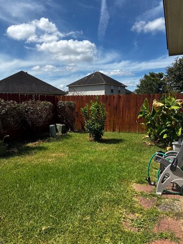 2603 Tinas Terrace Drive, Houston, TX 77038