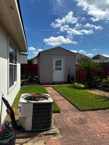 2603 Tinas Terrace Drive, Houston, TX 77038