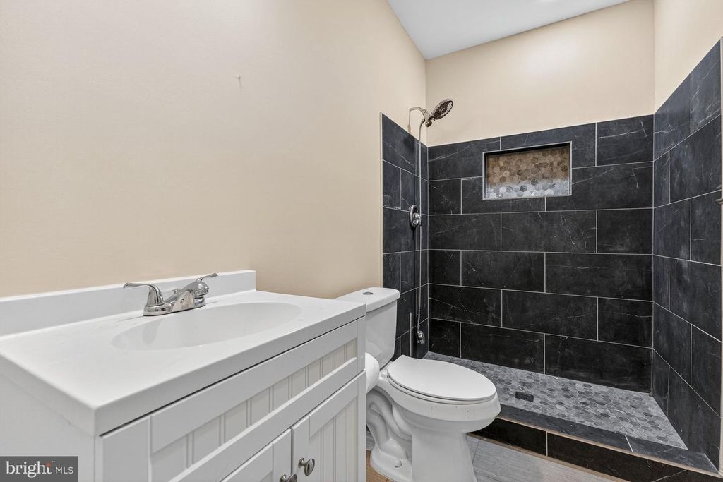 Image 45 of property listing at 17300 WILL CT, Accokeek, MD 20607
