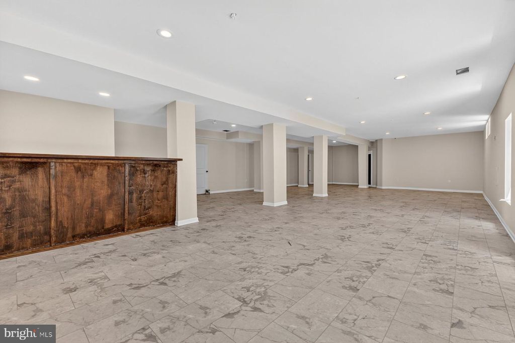 Image 49 of property listing at 17300 WILL CT, Accokeek, MD 20607