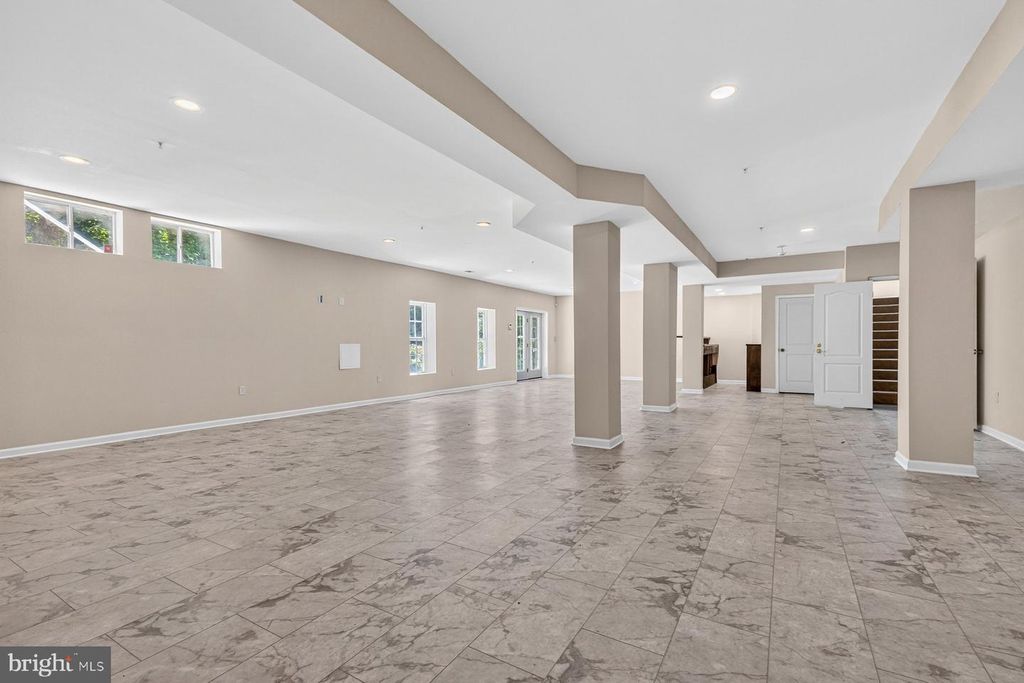 Image 52 of property listing at 17300 WILL CT, Accokeek, MD 20607