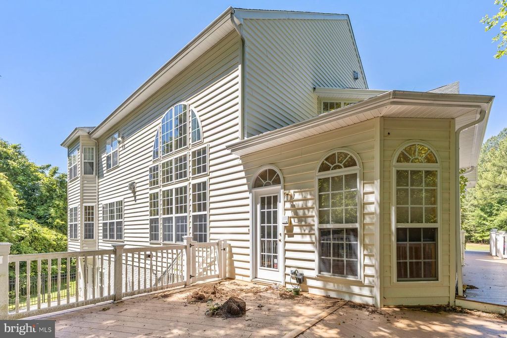 Image 56 of property listing at 17300 WILL CT, Accokeek, MD 20607