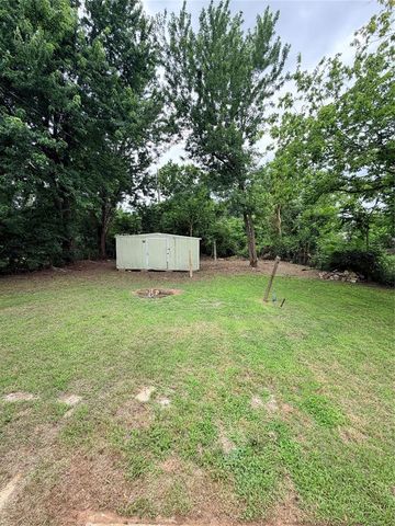 1441 Maple Drive, Midwest City, OK 73110