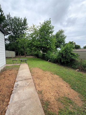 1441 Maple Drive, Midwest City, OK 73110