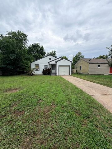 1441 Maple Drive, Midwest City, OK 73110