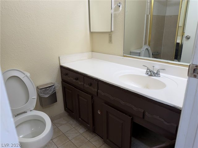 2611 Aracatuba Avenue, Las Vegas, NV 89121