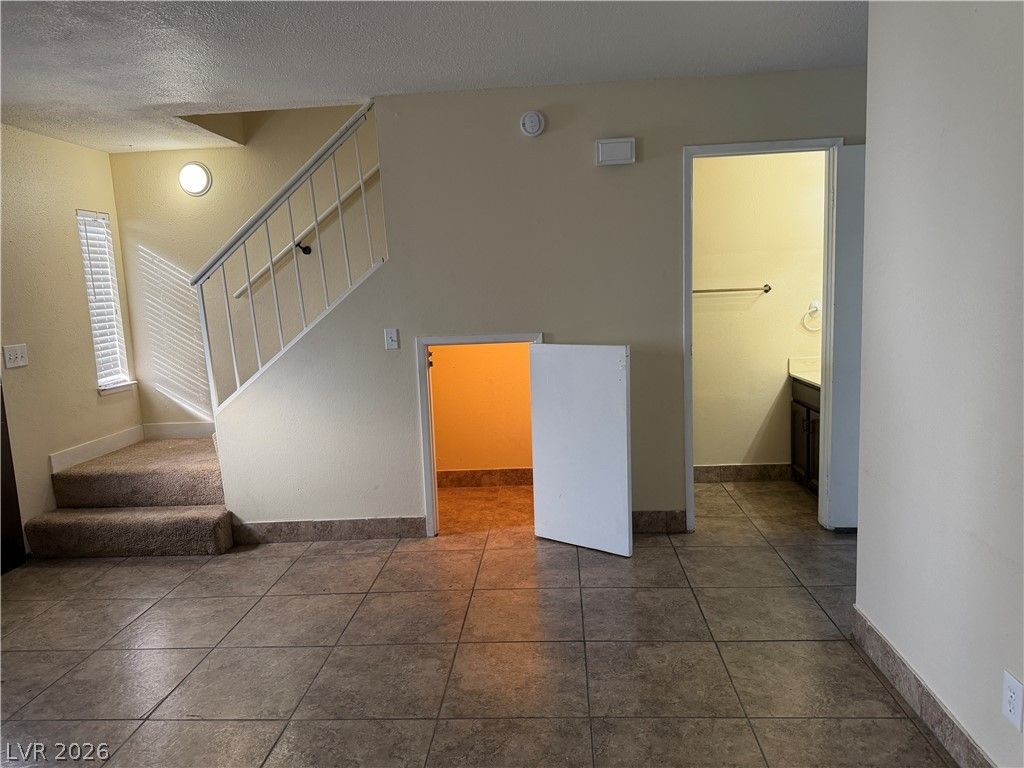 Image 6 of property listing at 2611 Aracatuba Avenue, Las Vegas, NV 89121