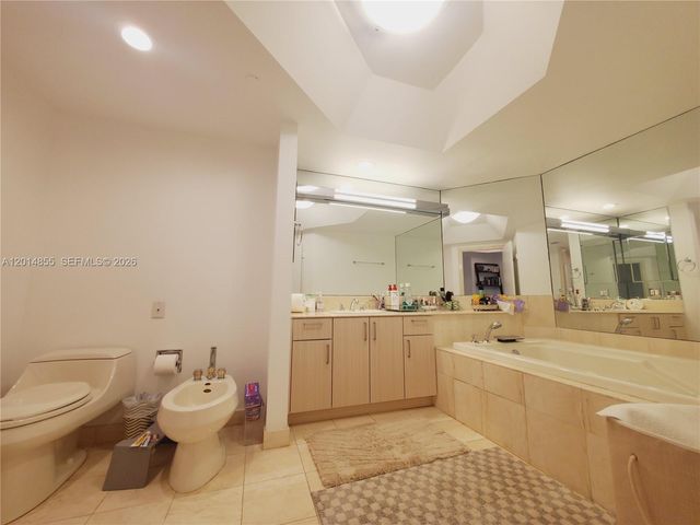 2000 Island Blvd 2703, Aventura, FL 33160