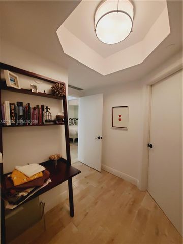 2000 Island Blvd 2703, Aventura, FL 33160